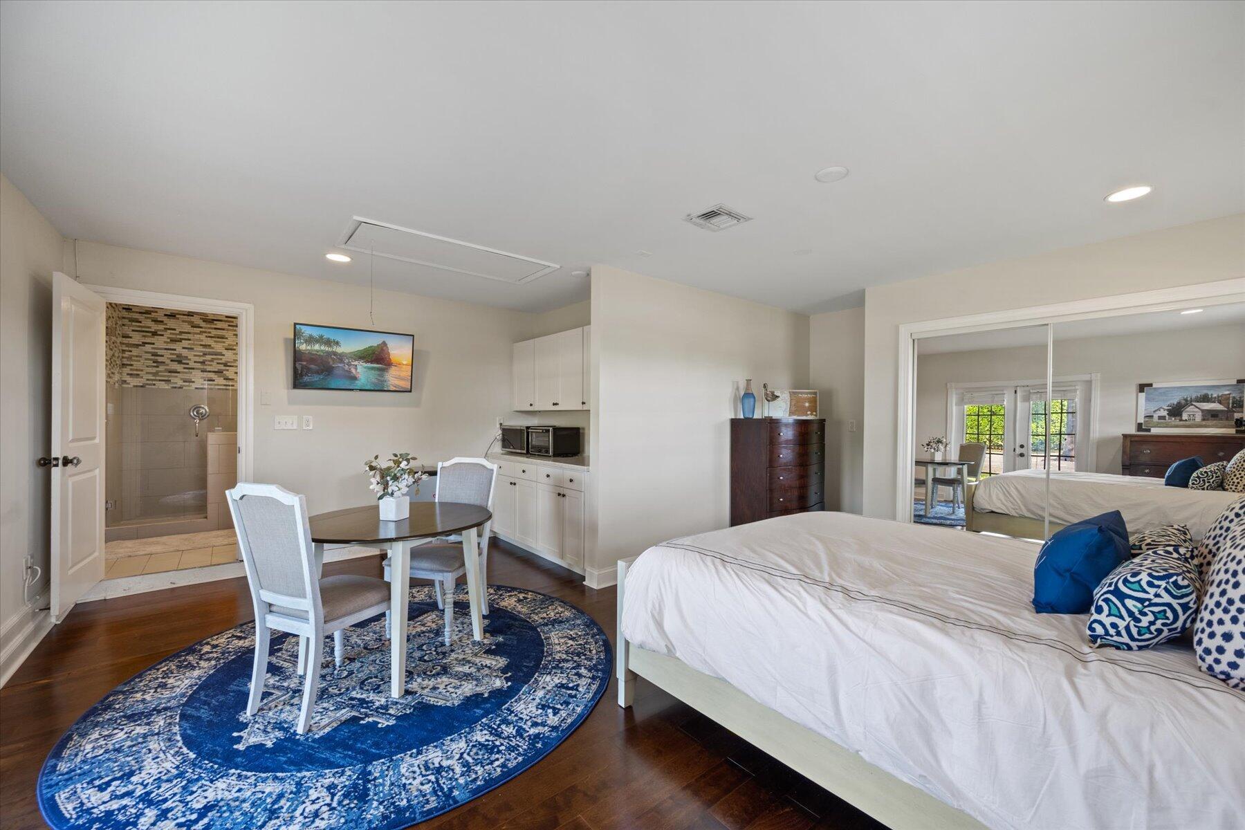 SADDLE TRAIL PARK OF WELL - Residential