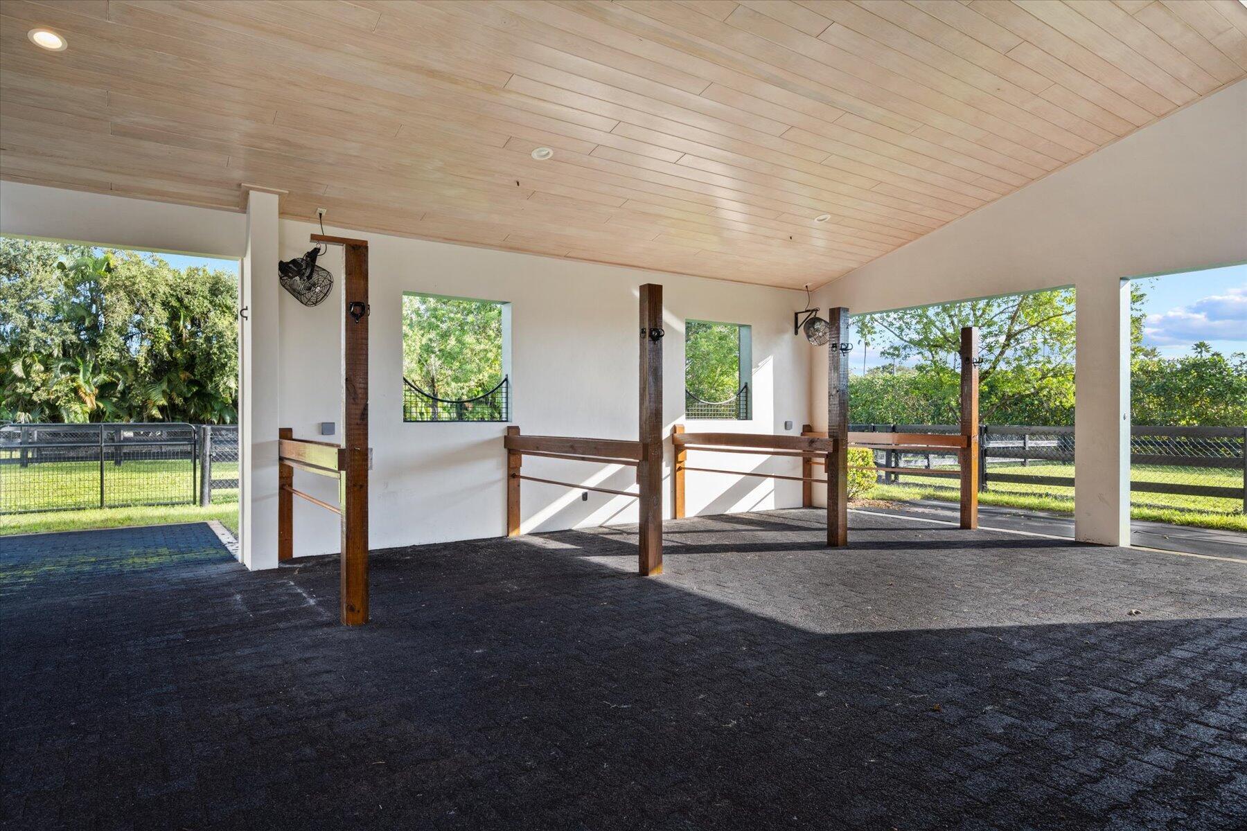 SADDLE TRAIL PARK OF WELL - Residential