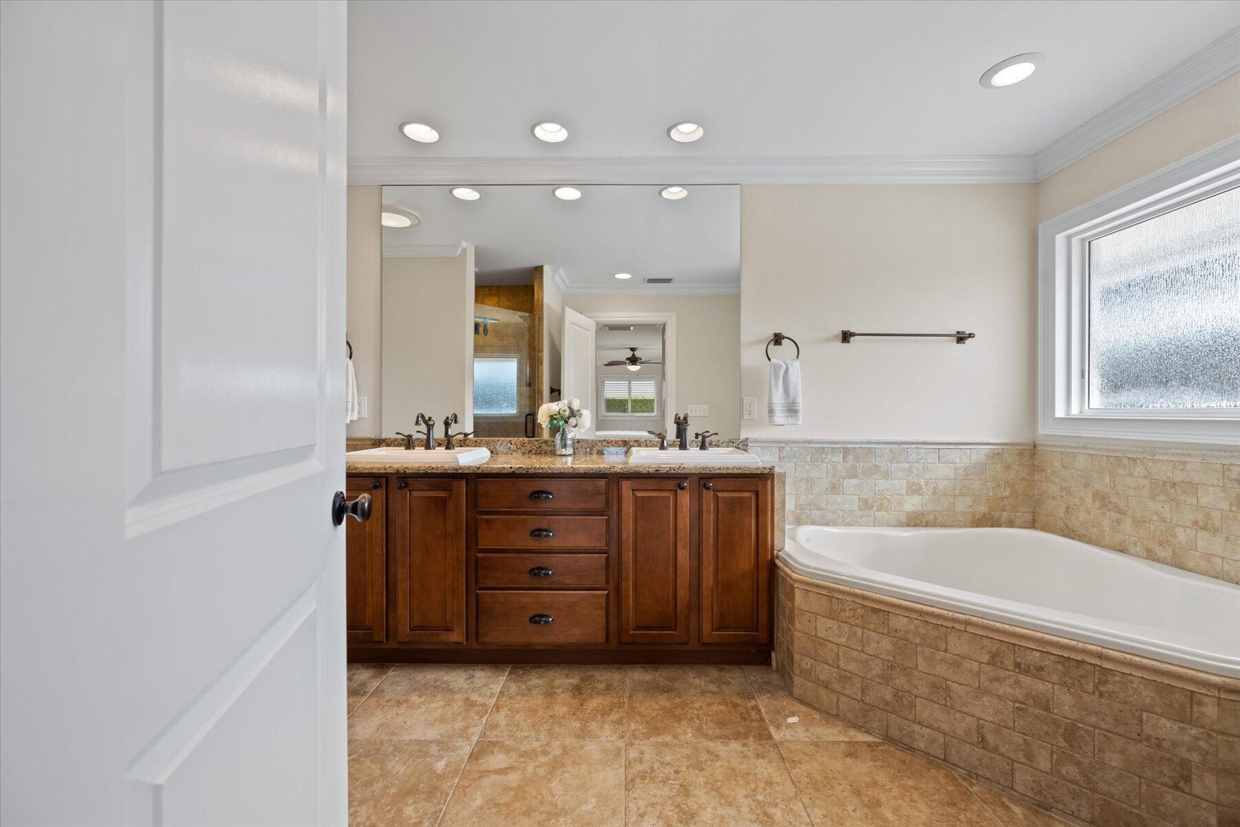 SADDLE TRAIL PARK OF WELL - Residential