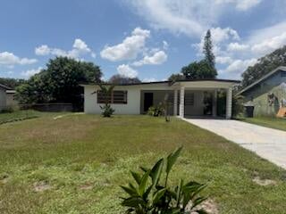 Photo of 301 N 31ST Street, Fort Pierce, FL 34947 (MLS # B26080746)