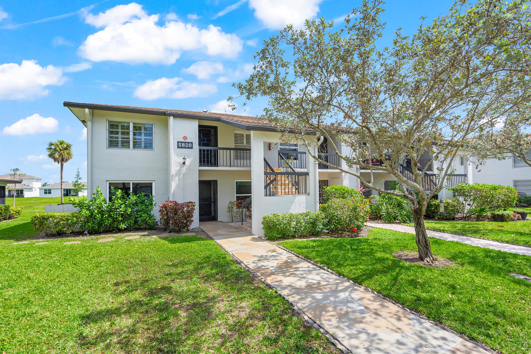 PALM GREENS AT VILLA DEL - Residential Lease