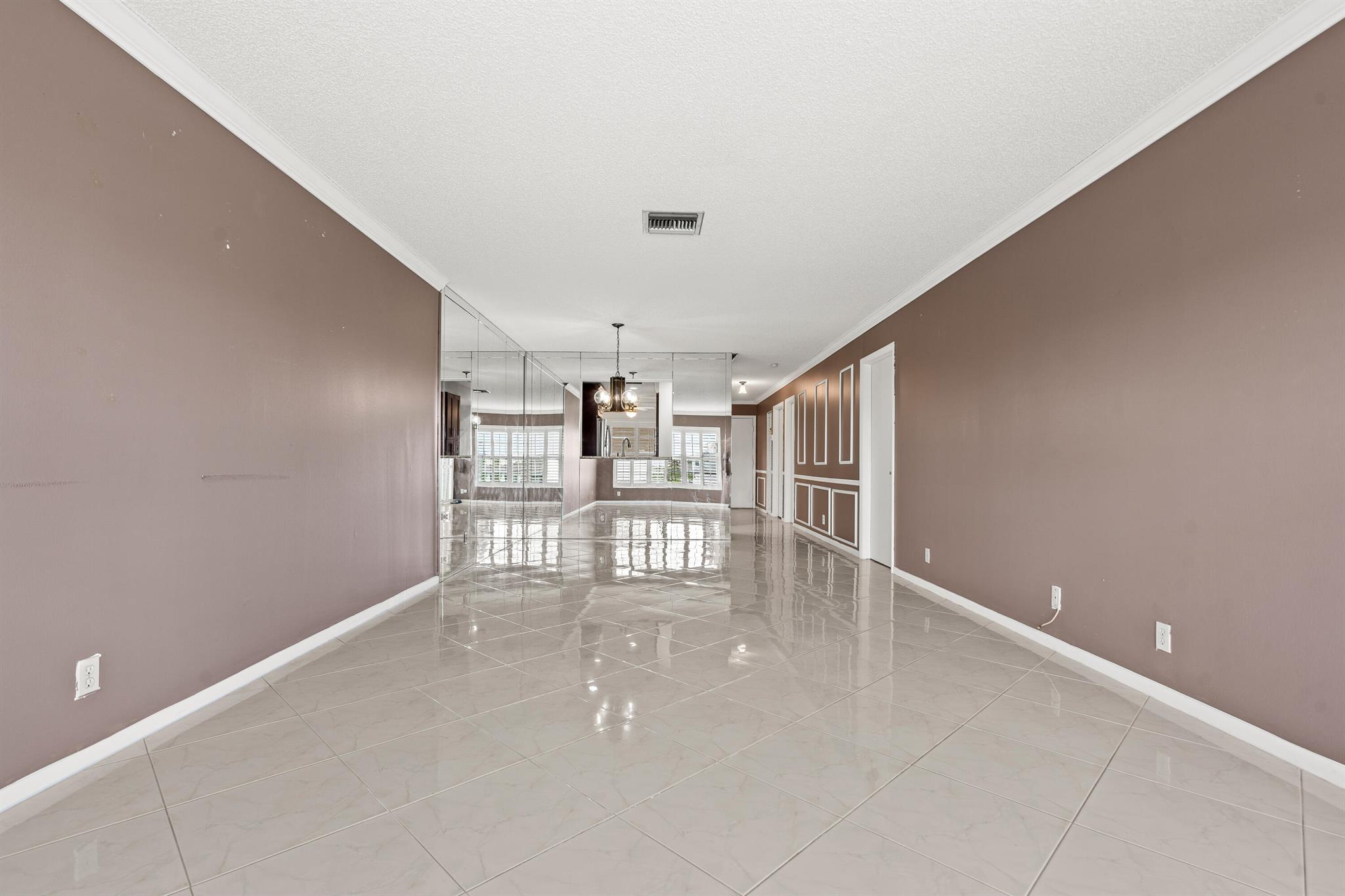 PALM GREENS AT VILLA DEL - Residential Lease