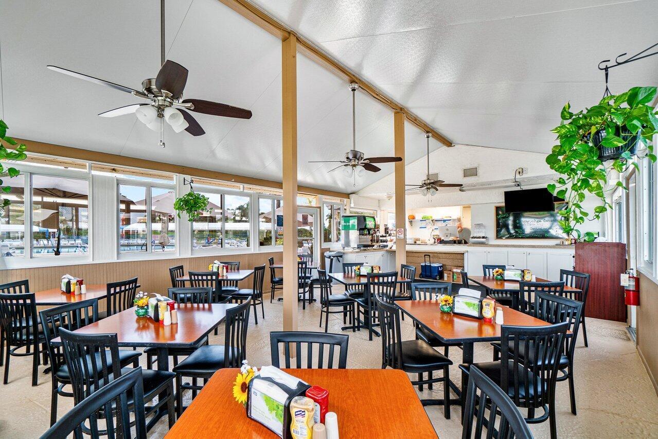 PALM GREENS AT VILLA DEL - Residential Lease