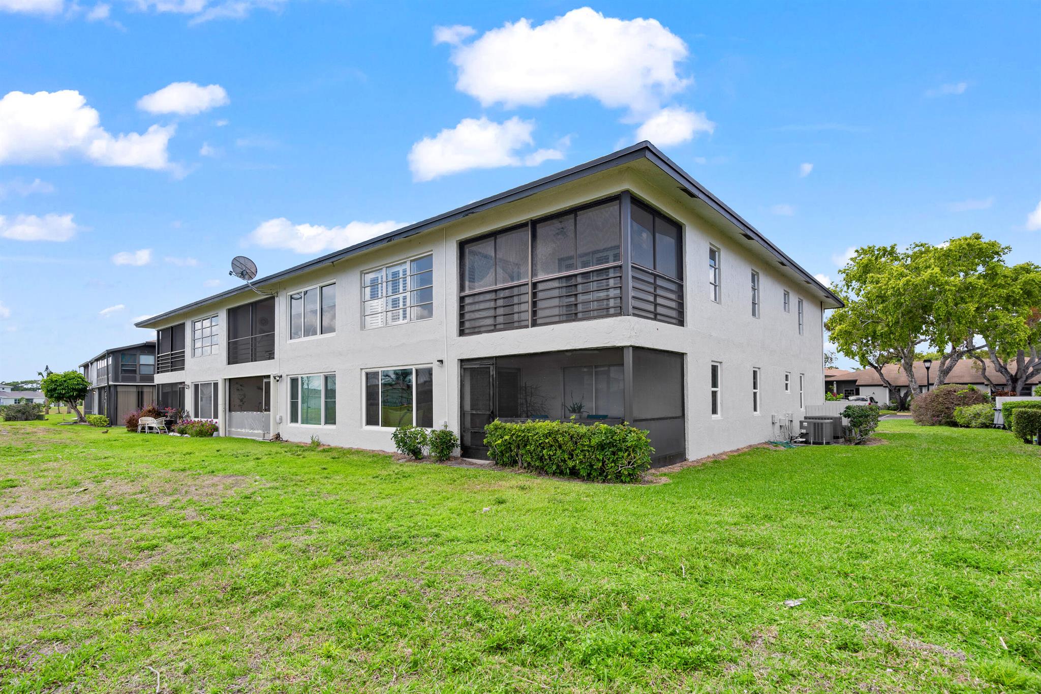 PALM GREENS AT VILLA DEL - Residential Lease