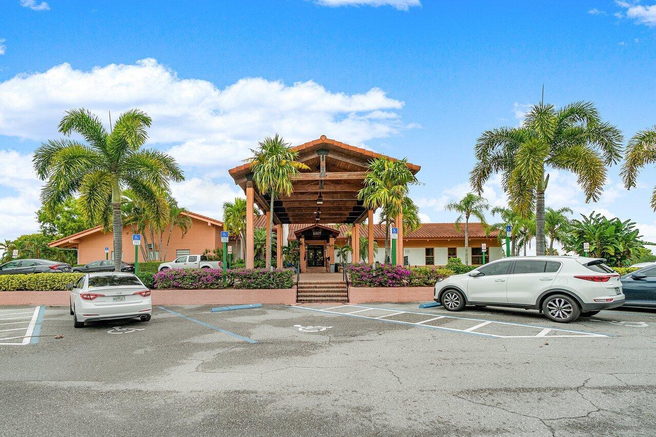 PALM GREENS AT VILLA DEL - Residential Lease