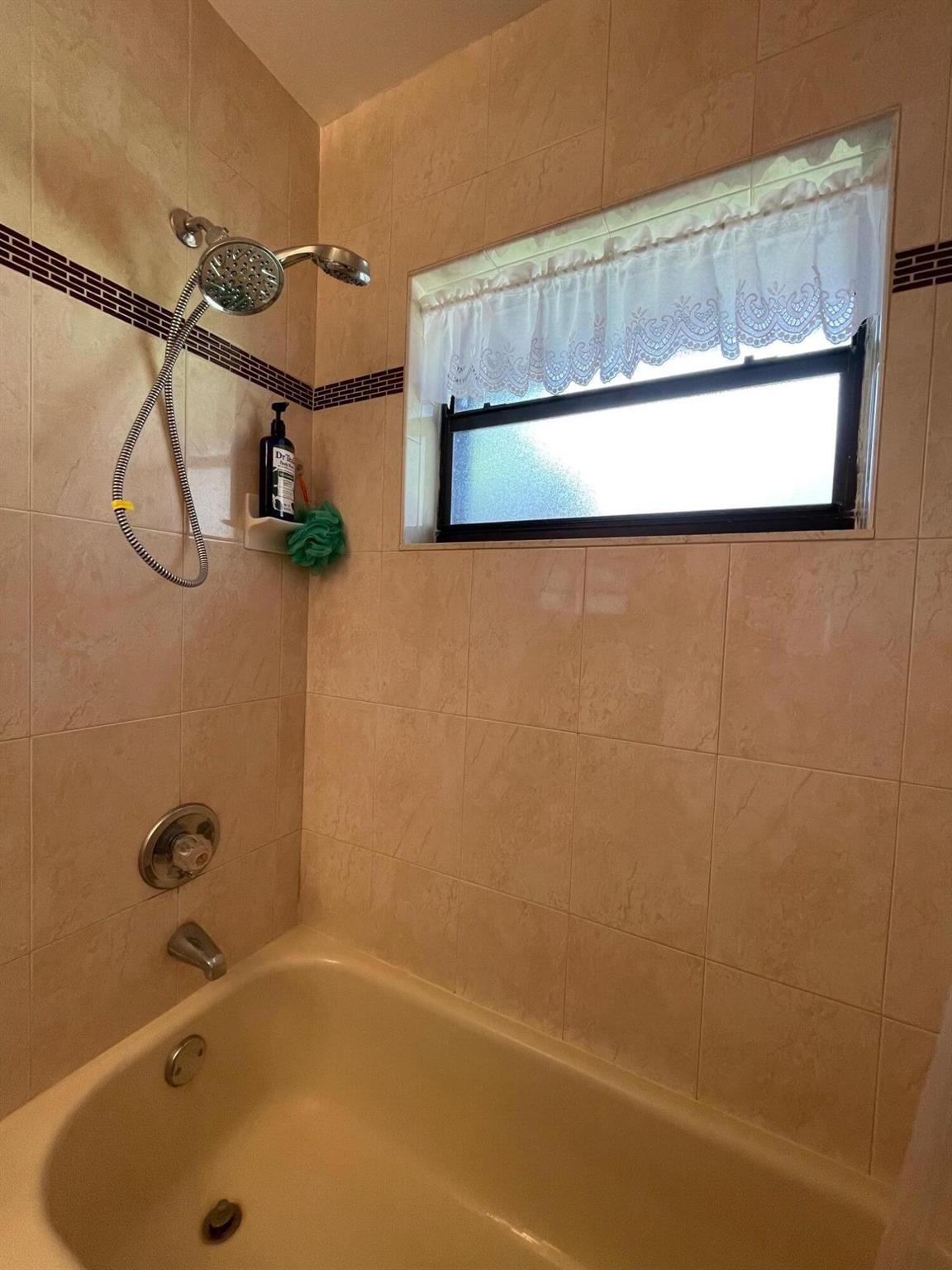 SHADYWOODS PH ONE - Residential