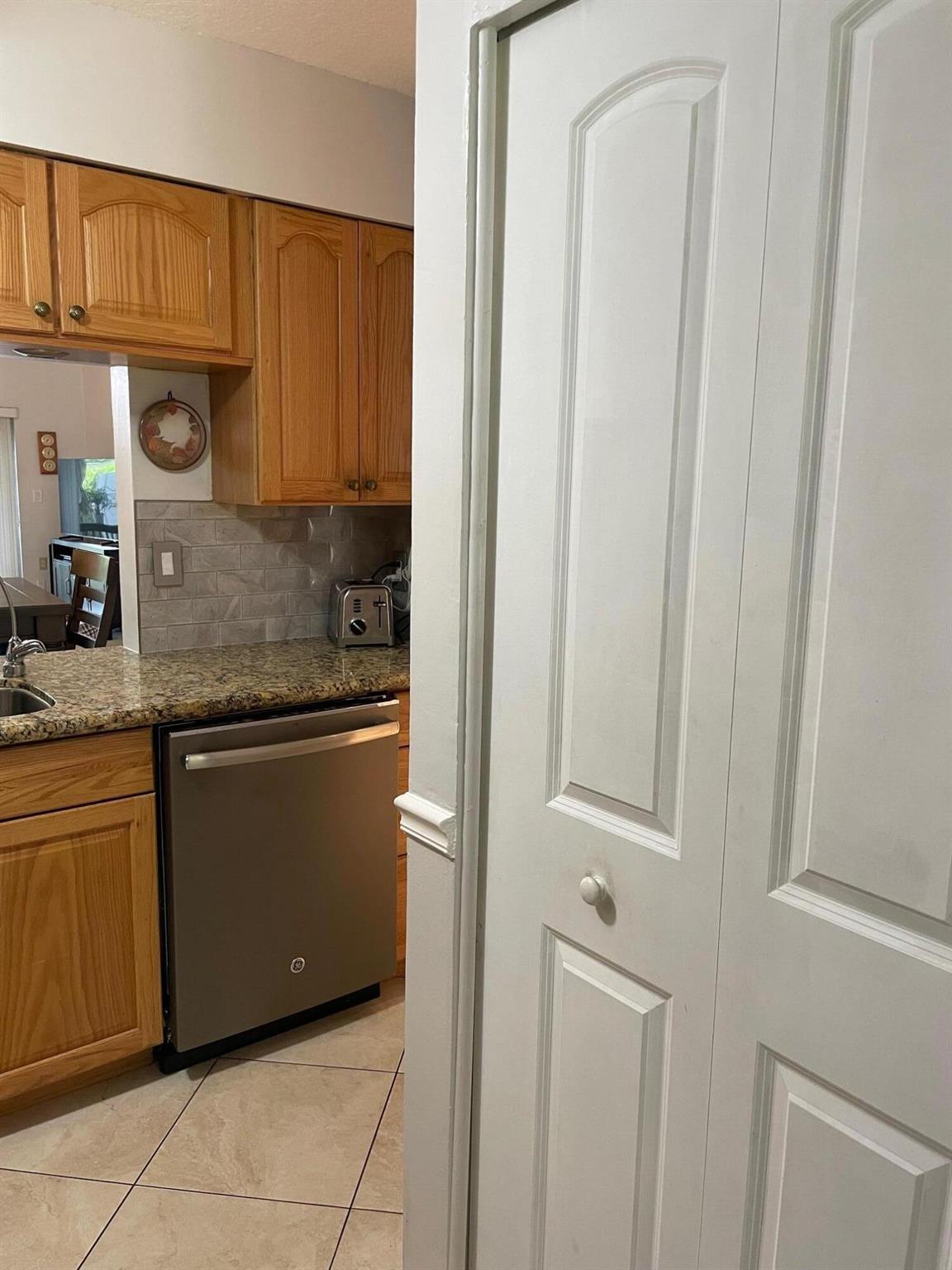 SHADYWOODS PH ONE - Residential