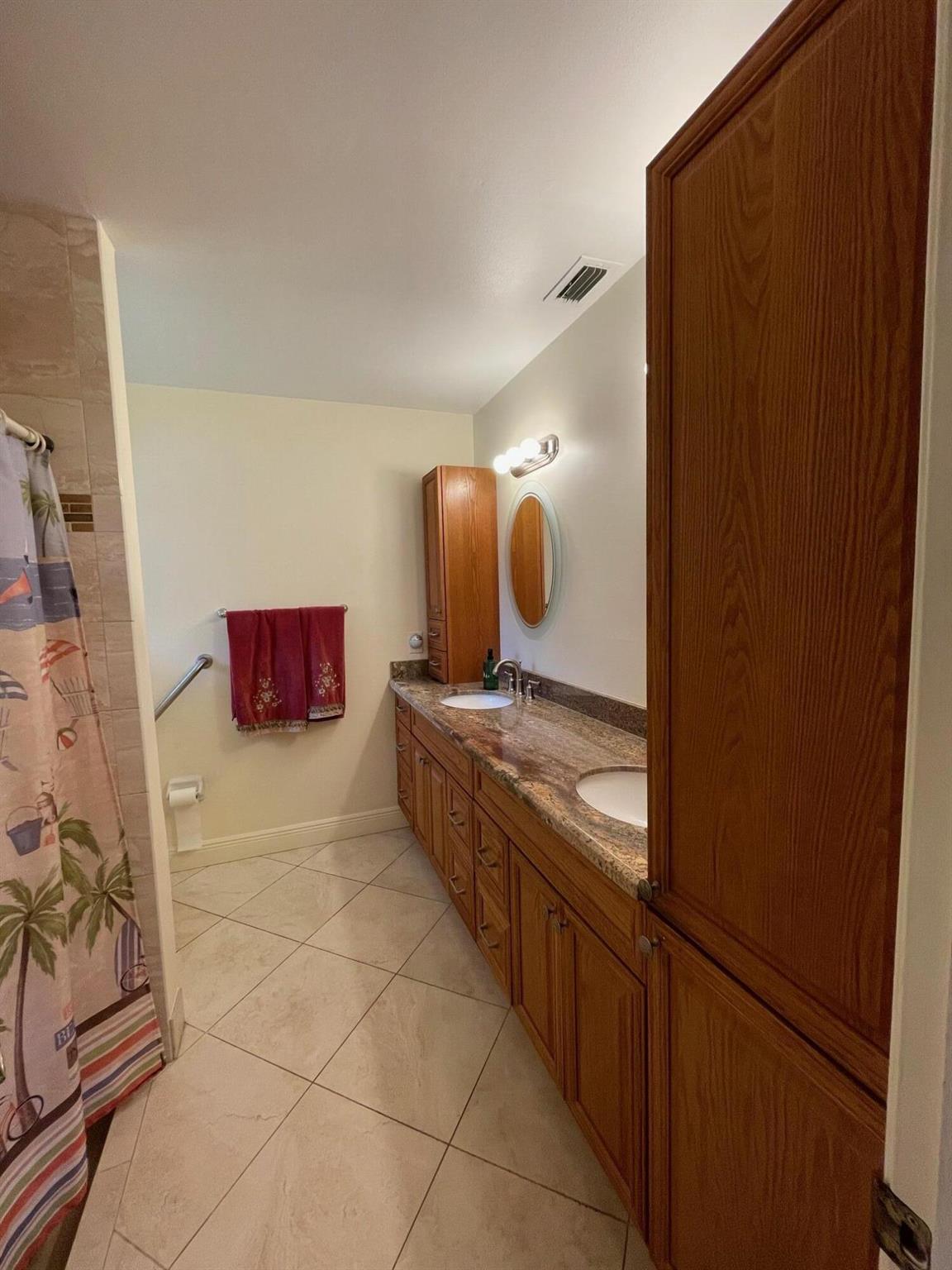 SHADYWOODS PH ONE - Residential