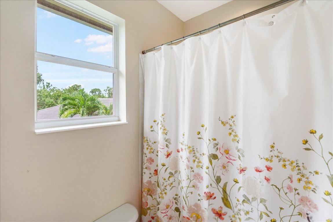 HAMMOCK CREEK - Residential