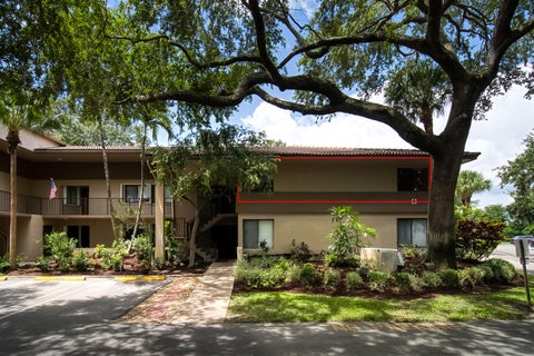 Tiny photo for 9511 NW 2nd Place, Coral Springs, FL 33071 (MLS # B26087177)