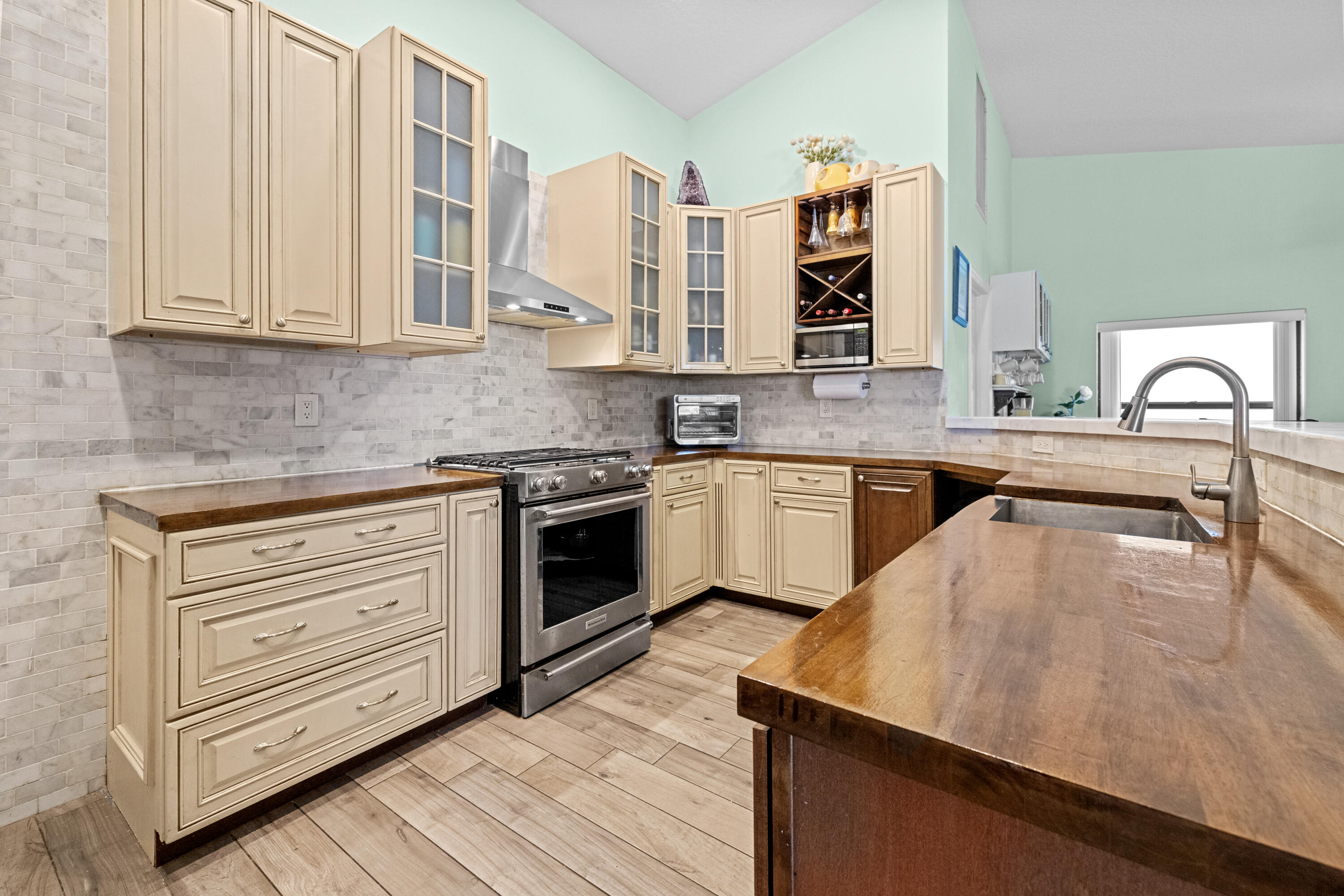 LEXINGTON ESTATES / SERENE ESTATES - Residential