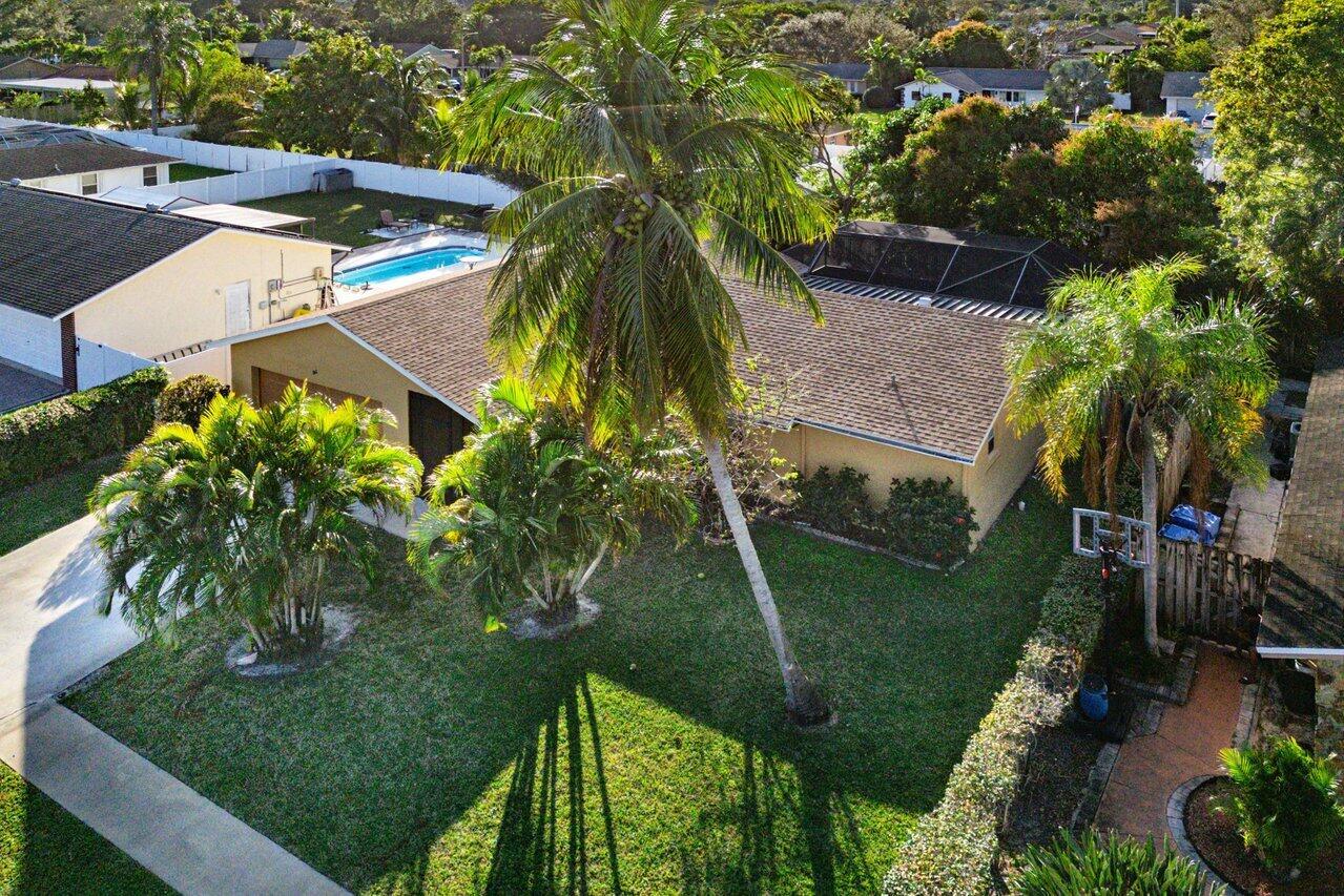 WILLOWS THE FIRST ADD - Residential Lease