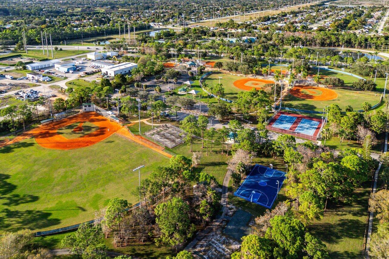 WILLOWS THE FIRST ADD - Residential Lease