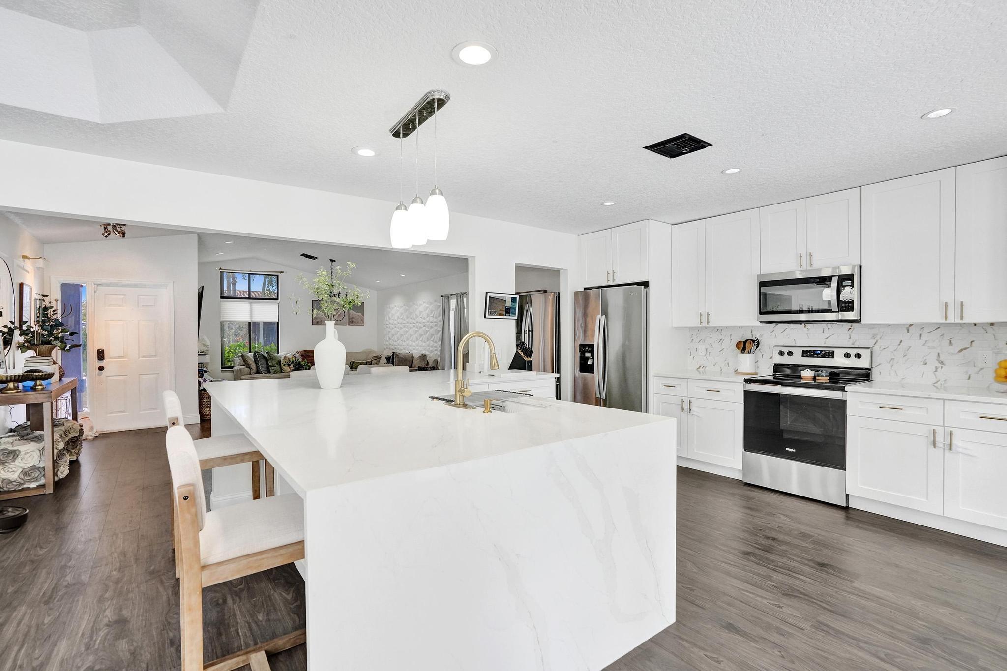 CROSSINGS 3 - Residential