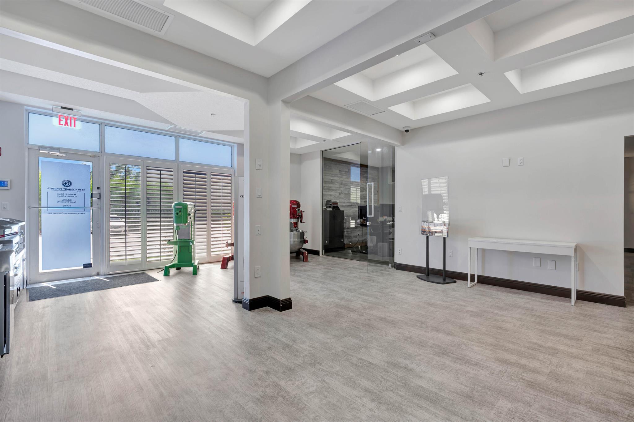 679 NW Enterprise Drive 102