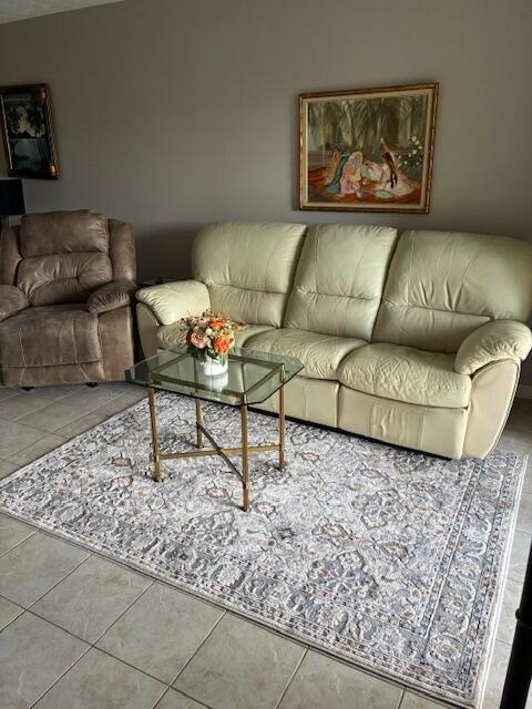 MEADOWS OF PORT ST LUCIE - Residential