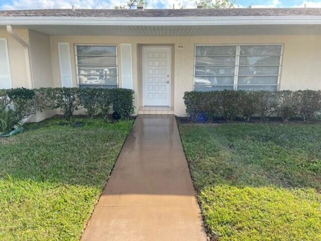 Photo of 8762 Belle Aire Drive #8762, Boca Raton, FL 33433 (MLS # R11061041)