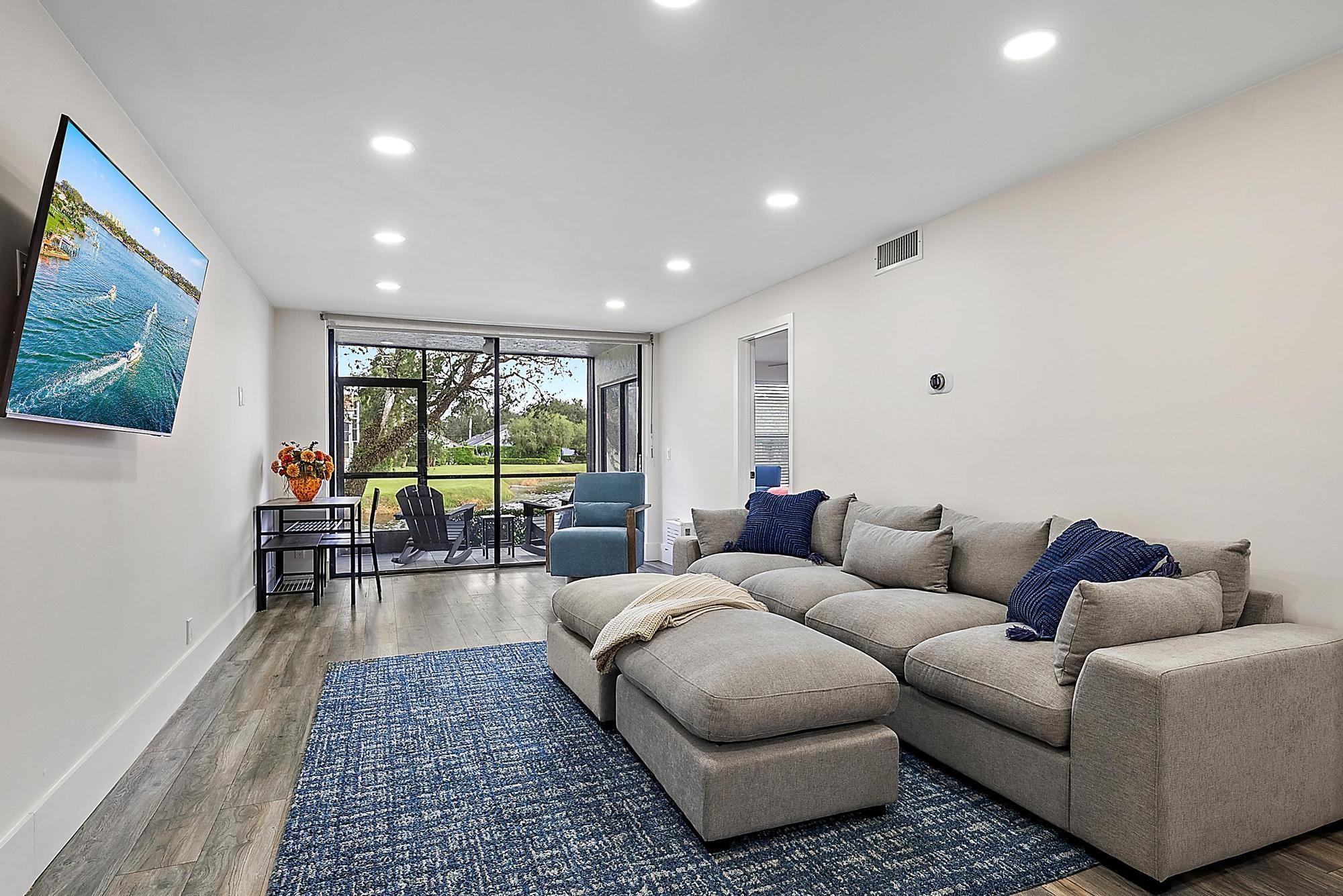 Briarwood Condo - Residential