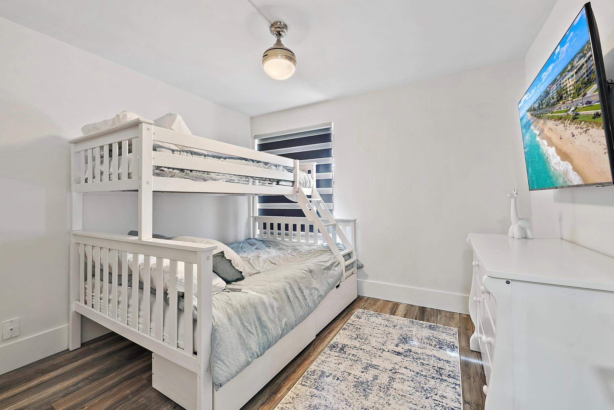 Briarwood Condo - Residential