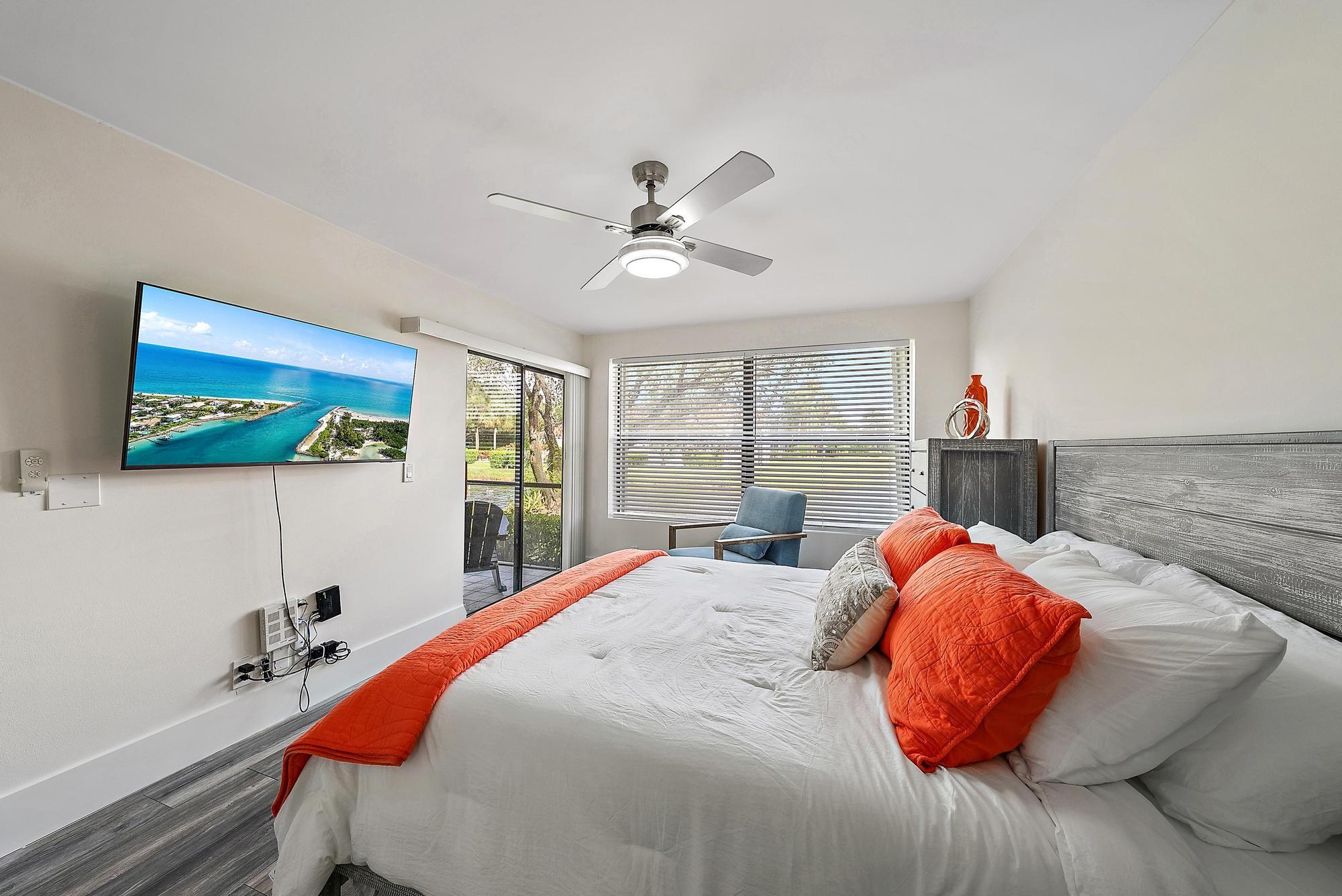 Briarwood Condo - Residential