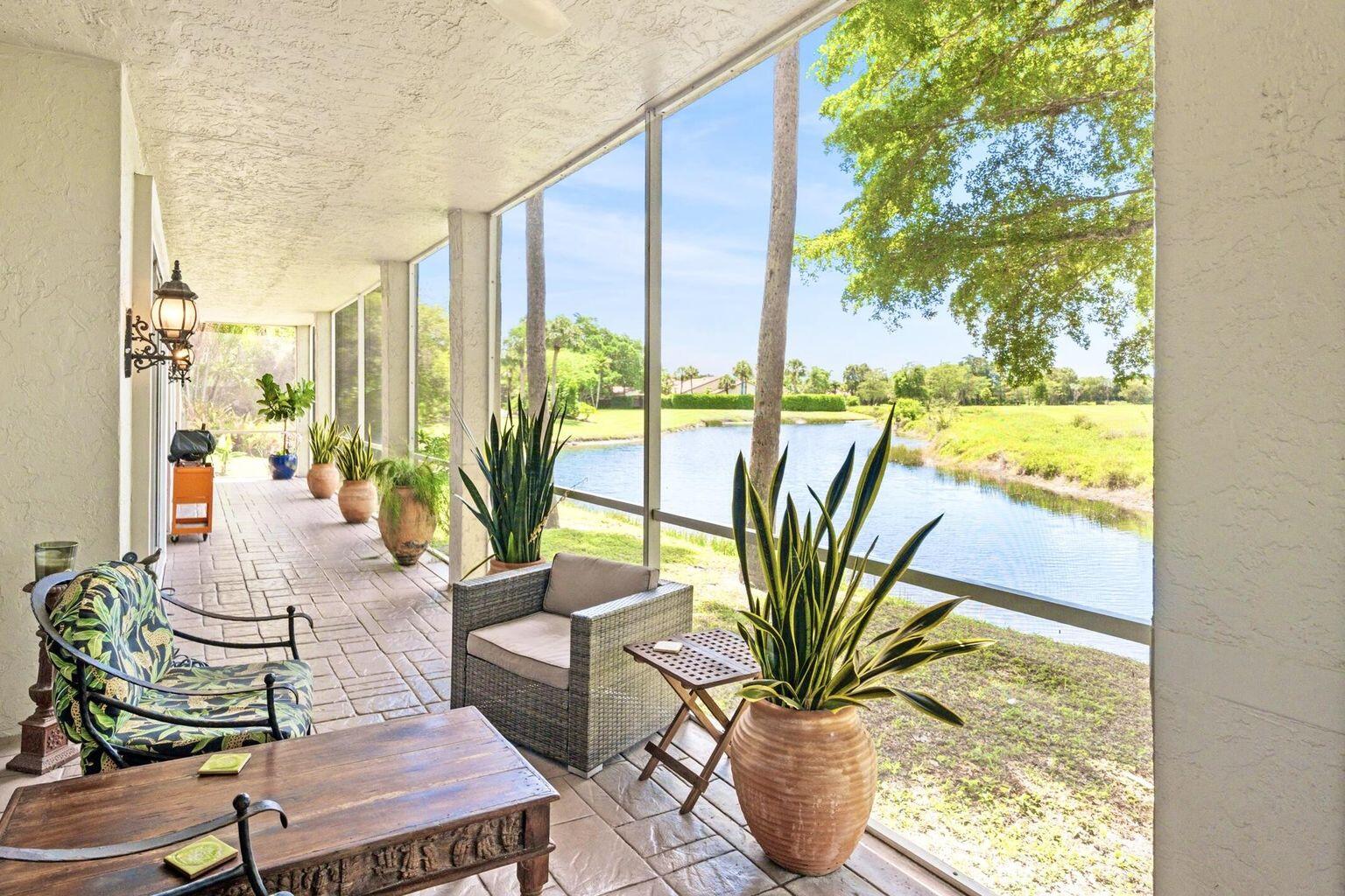 FIRST FAIRWAY COND II - Residential