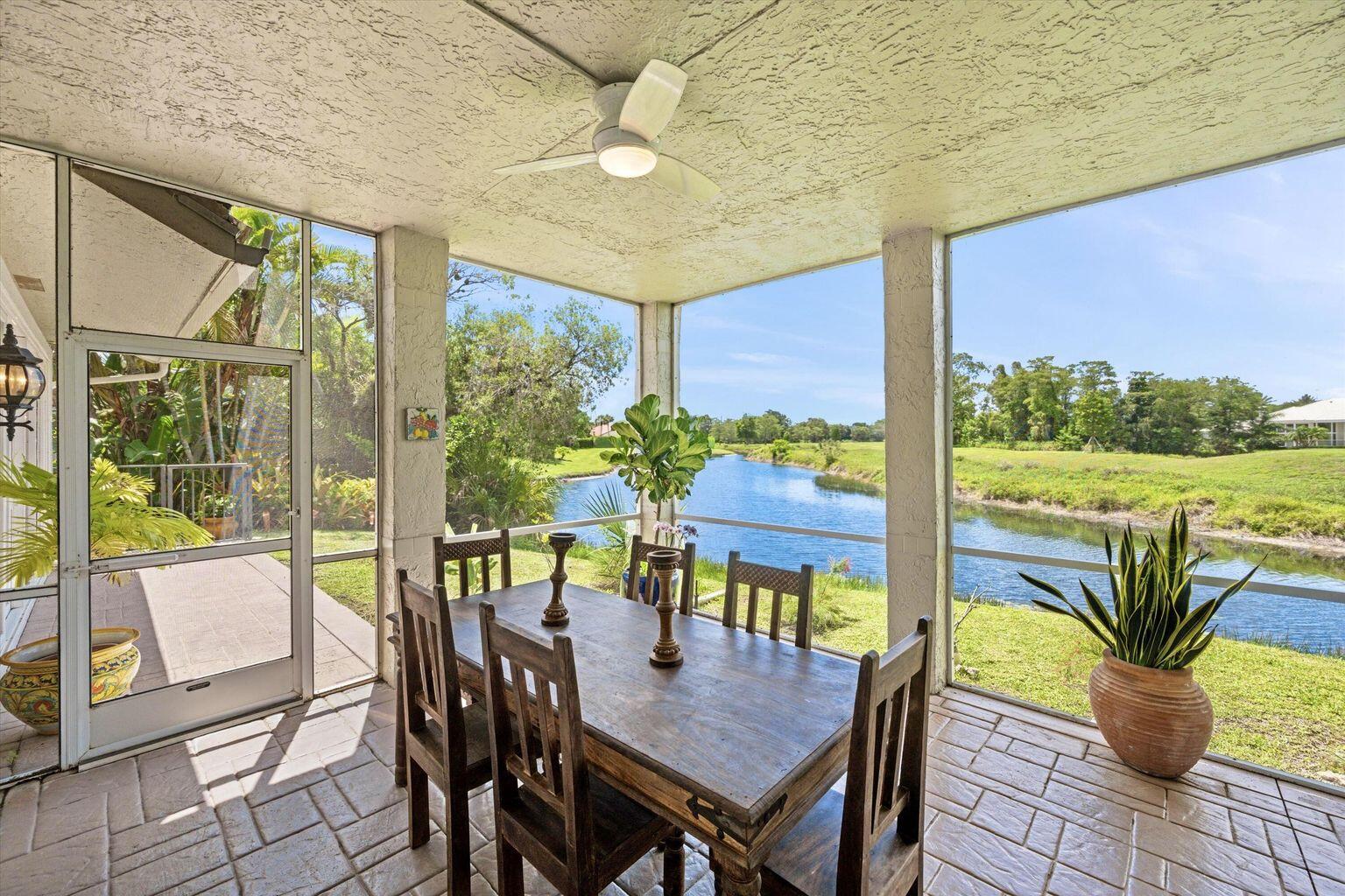 FIRST FAIRWAY COND II - Residential