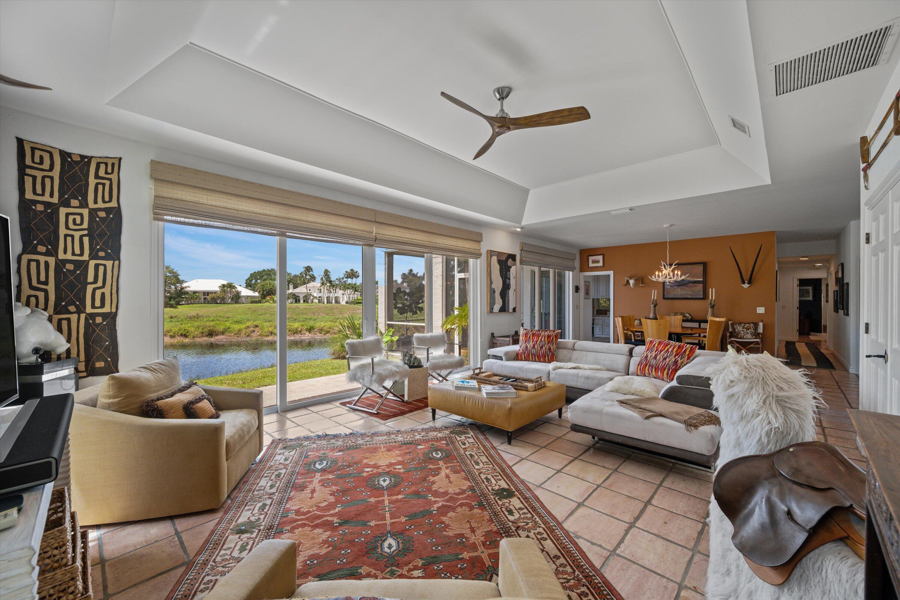 FIRST FAIRWAY COND II - Residential