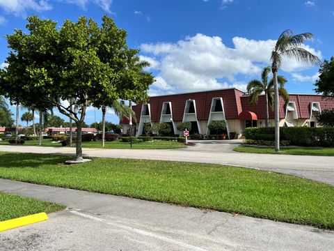 A home in Lake Worth