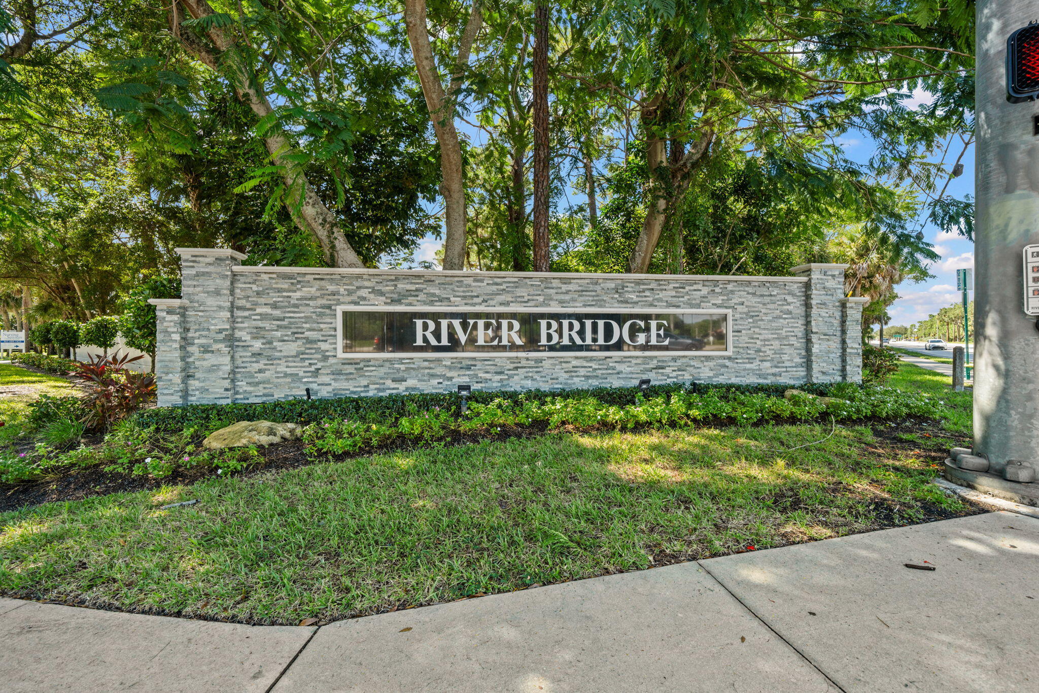 CROSSWINDS AT RIVER BRIDGE CONDO - Residential