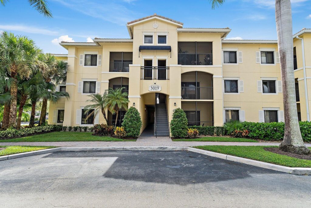 Photo of 3019 Alcazar Place #205, Palm Beach Gardens, FL 33410 (MLS # R11119831)