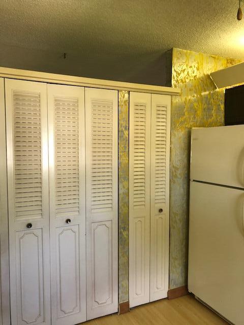 BEACON 21 CONDO A Assoc - Residential