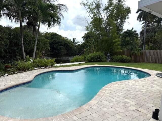 LLOYD ESTATES ADD CORR PLAT - Residential