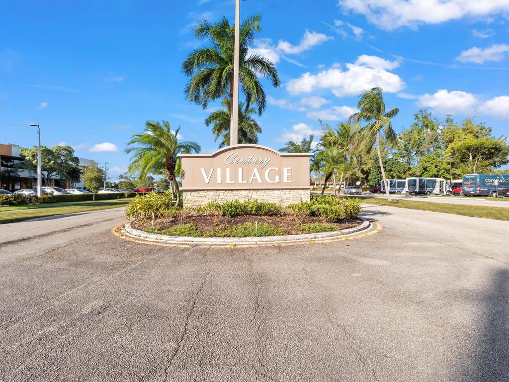 Photo of 20 Sussex A, West Palm Beach, FL 33417 (MLS # R11133782)