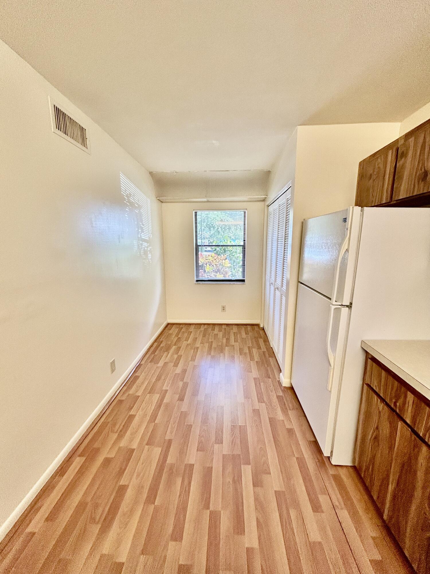 DELRAY OAKS WEST CONDO - Residential Lease