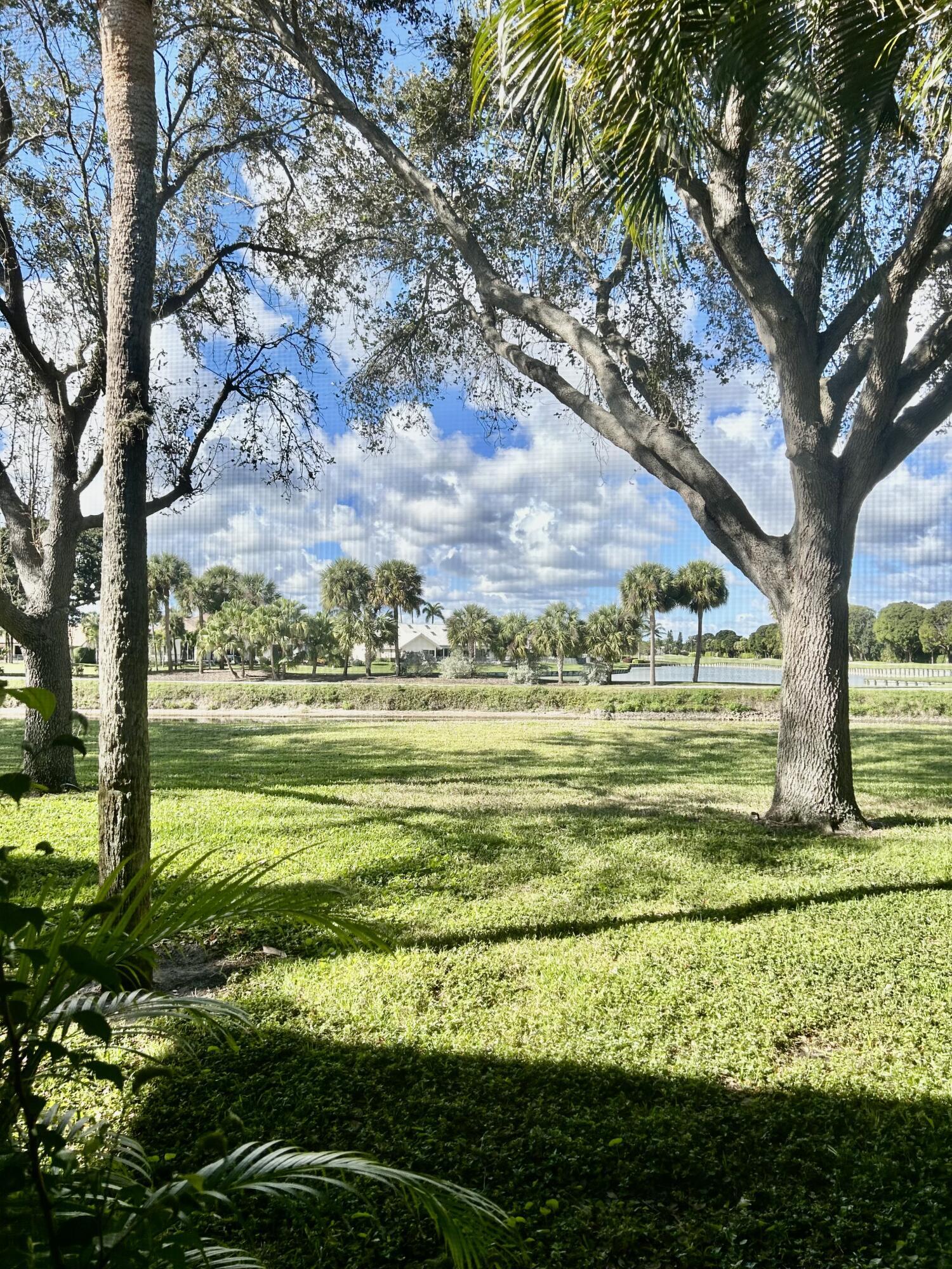 DELRAY OAKS WEST CONDO - Residential Lease