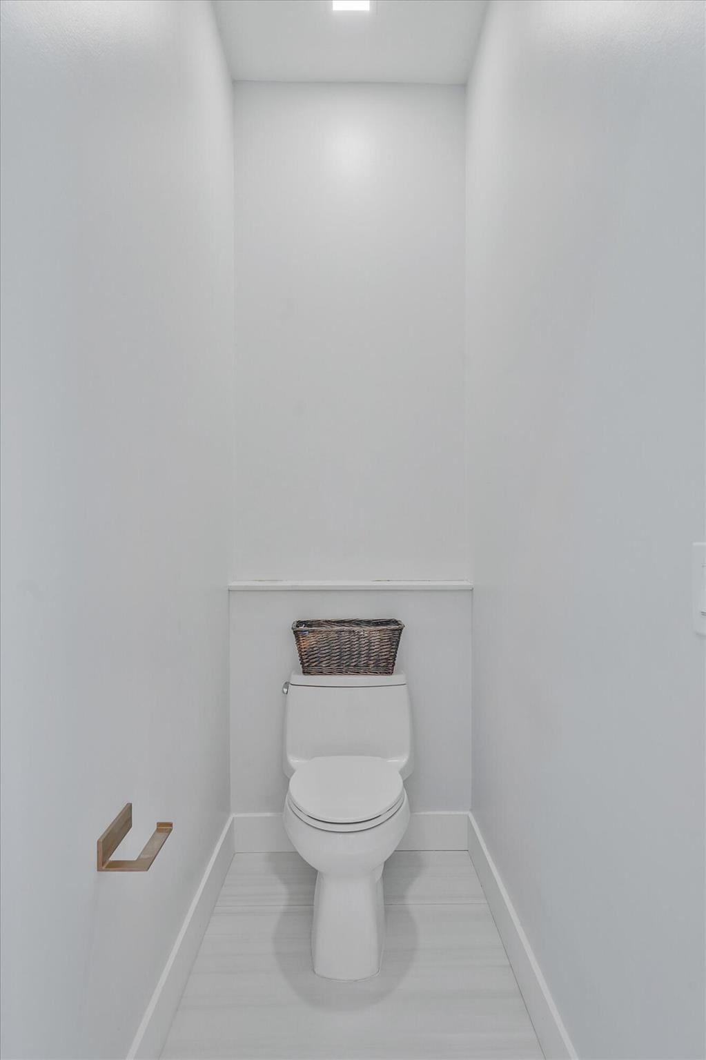 Windsor Bay Estates - Residential Lease