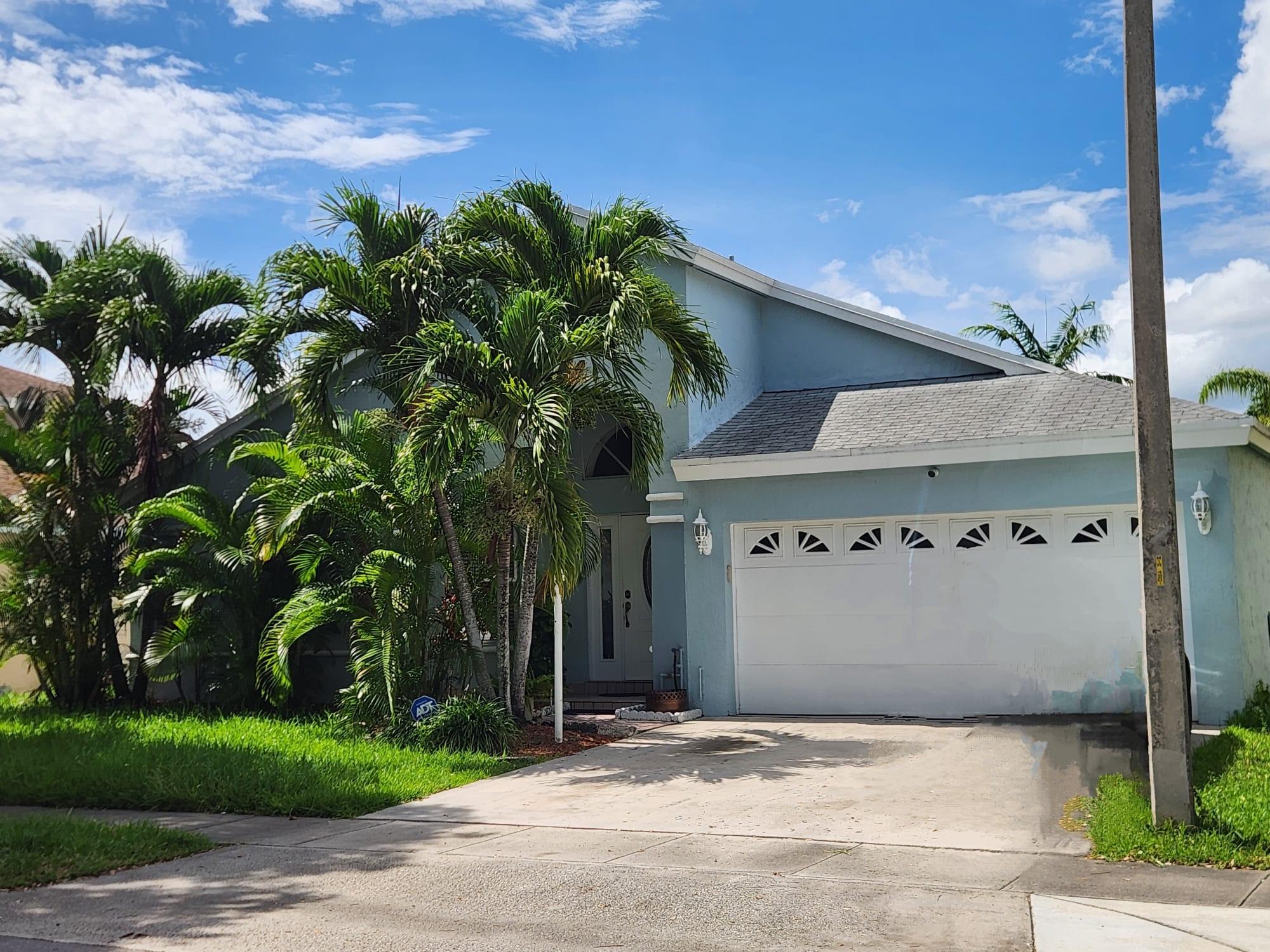 This is a fantastic opportunity to acquire a 3-bedroom, 2-bathroom single-family home in River Run. The property boasts a waterfront location, featuring high vaulted ceilings and spacious family and living areas. It includes a two-car garage, newer appliances, and a premium air conditioning system. Additionally, it offers one of the most affordable association fees in Miramar.