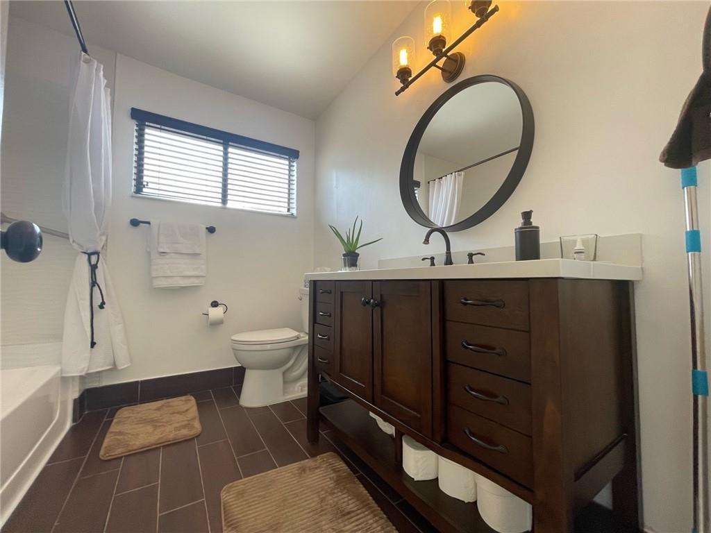 ASHMONT - Residential