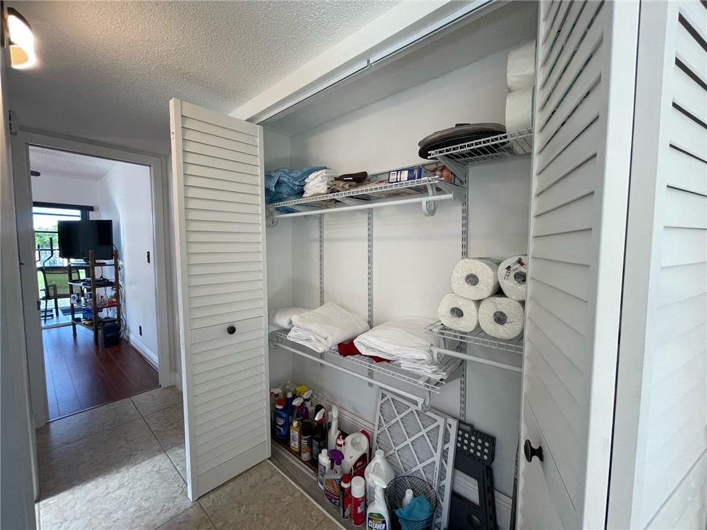 ASHMONT - Residential
