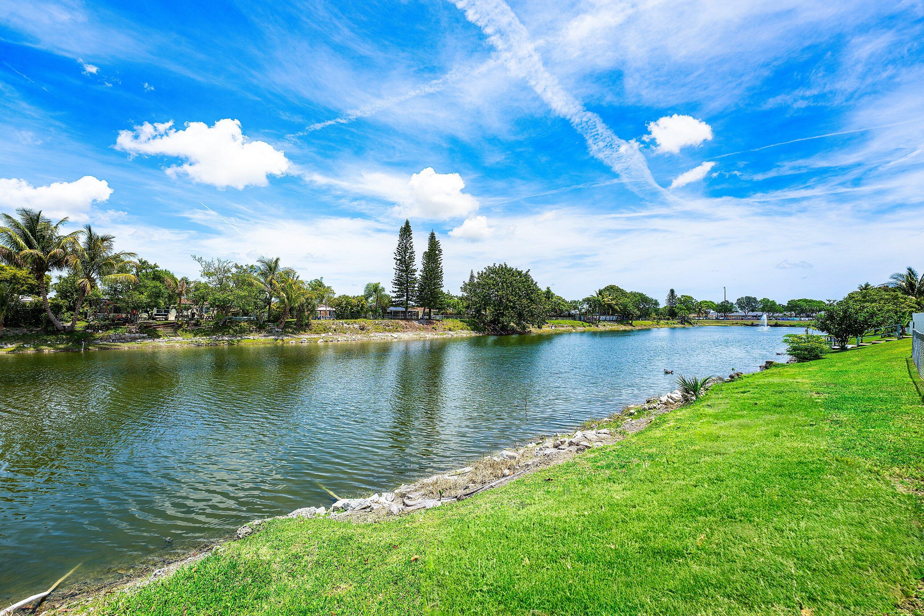 HOLIDAY CITY AT BOCA RATON SEC 9 - Residential Lease