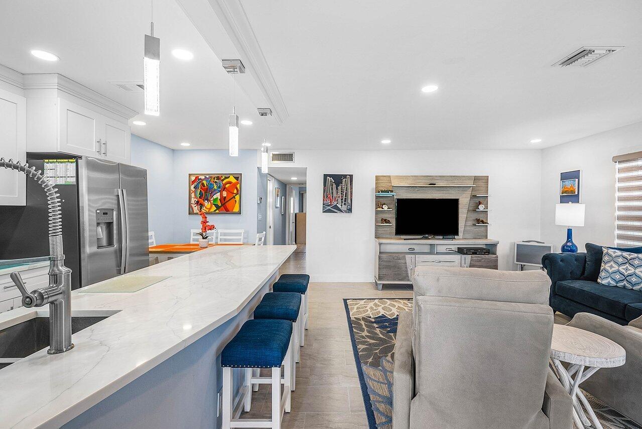 HIGH POINT OF DELRAY BEAC - Residential