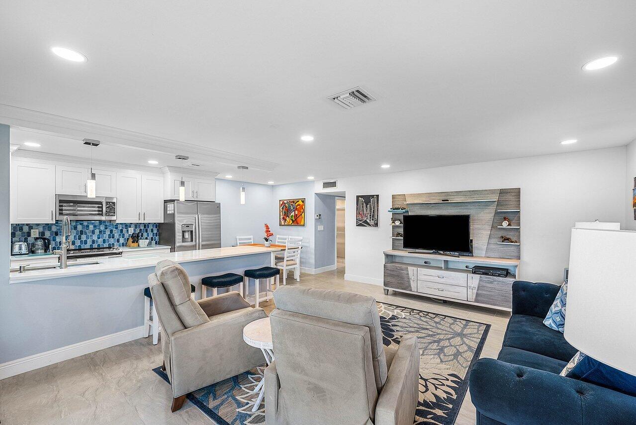 HIGH POINT OF DELRAY BEAC - Residential