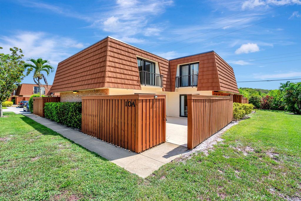 Photo of 3900 County Line Road #10a, Tequesta, FL 33469 (MLS # R11000418)