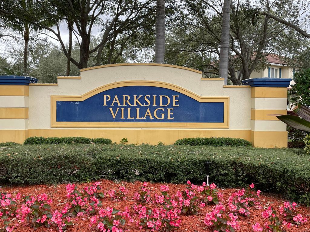 Photo of 3121 N Evergreen Circle, Boynton Beach, FL 33426 (MLS # R11145485)