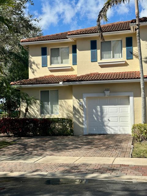 3121 N Evergreen Circle Boynton Beach FL 33426