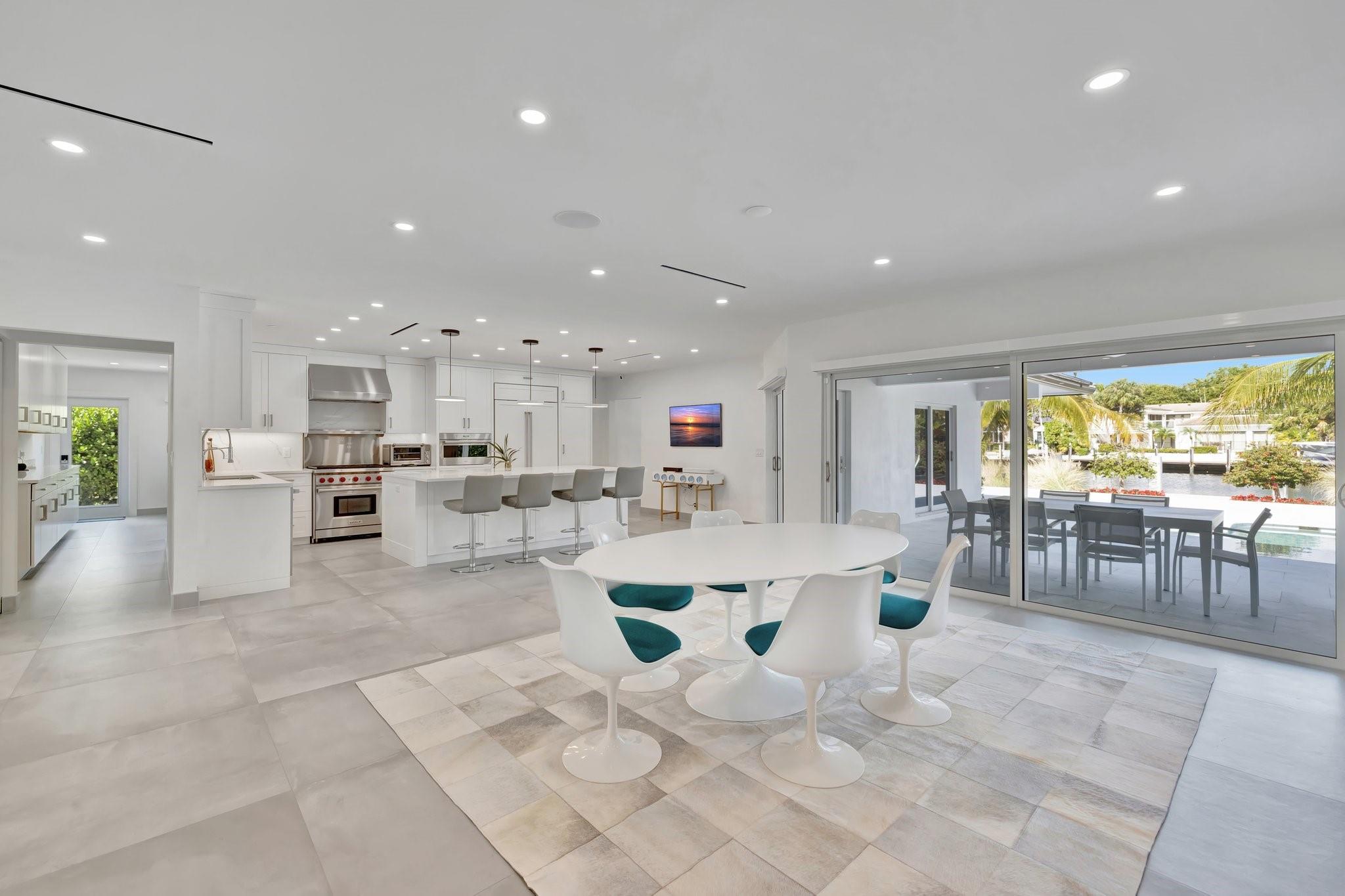 41 S COMPASS DR