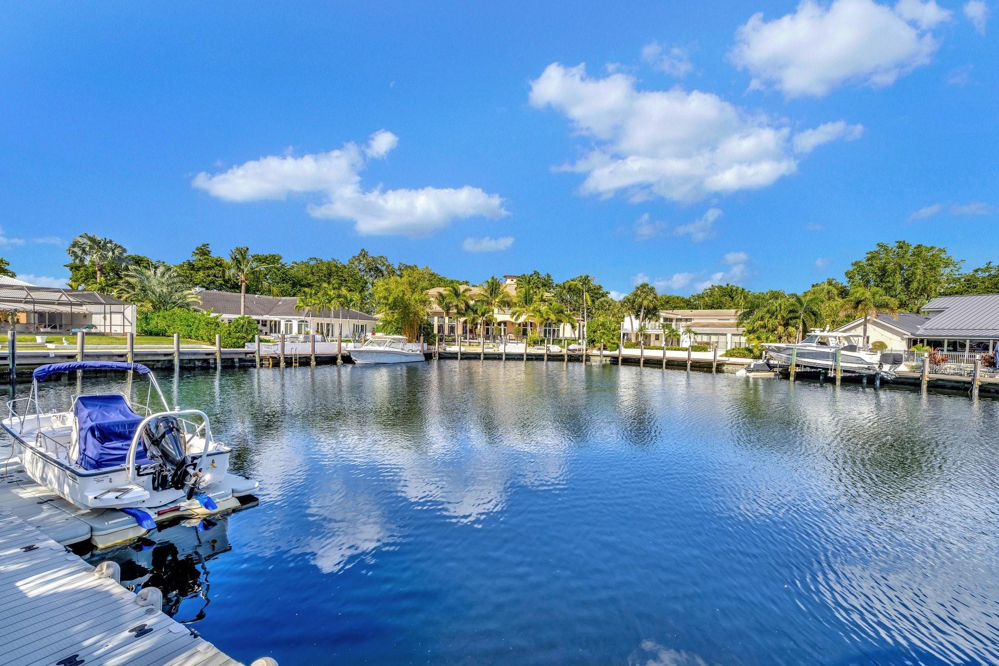 41 S COMPASS DR