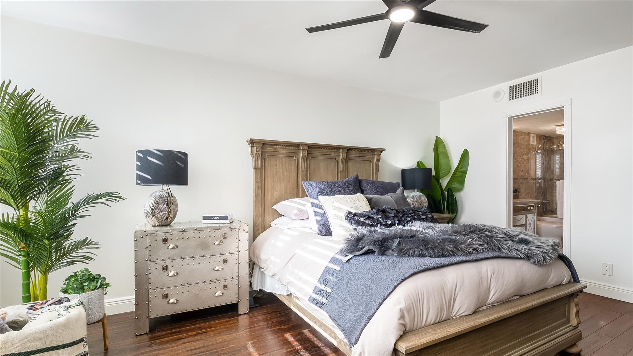 THE OLYMPUS CONDO PHASE A - Residential