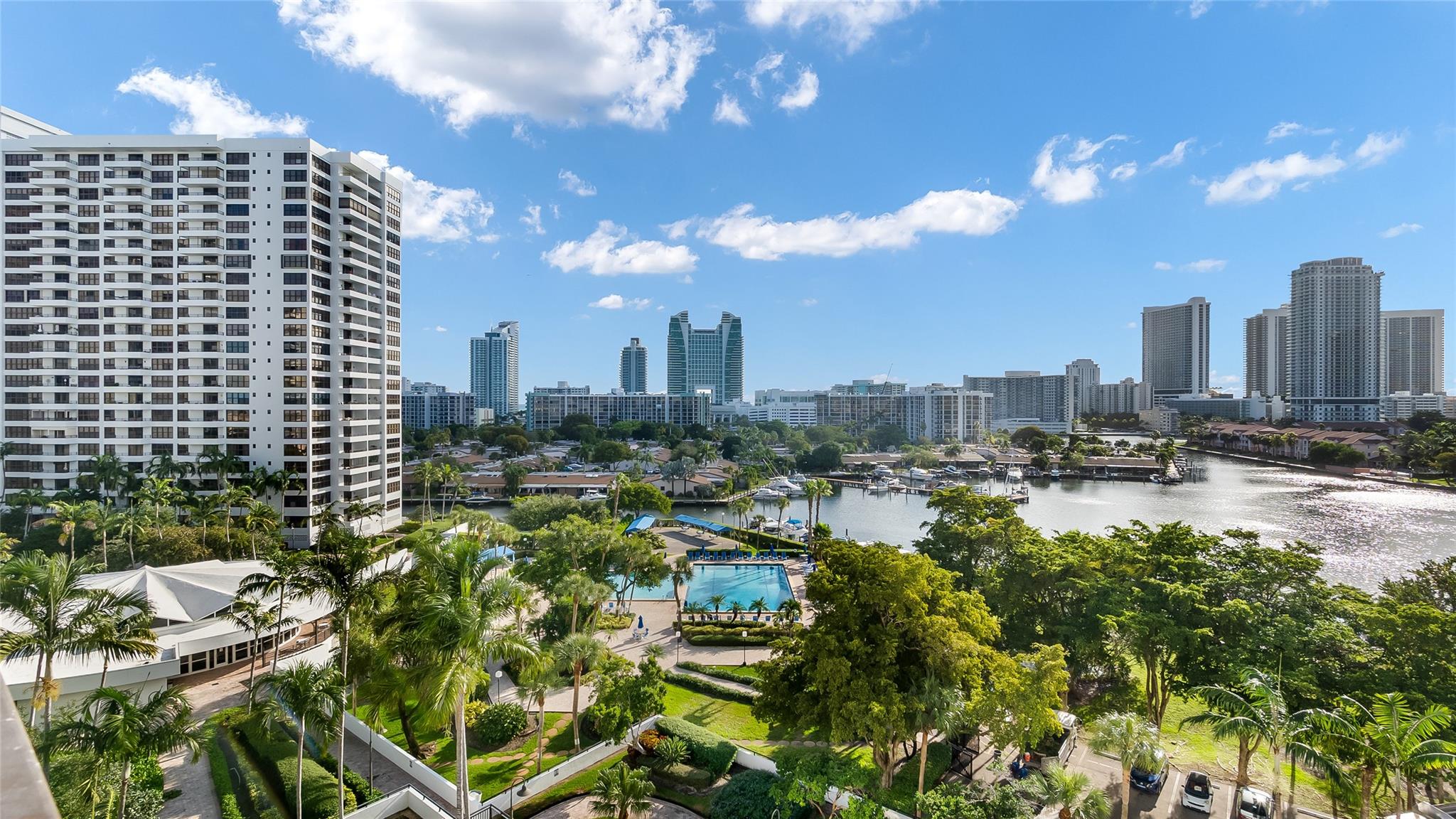 THE OLYMPUS CONDO PHASE A - Residential