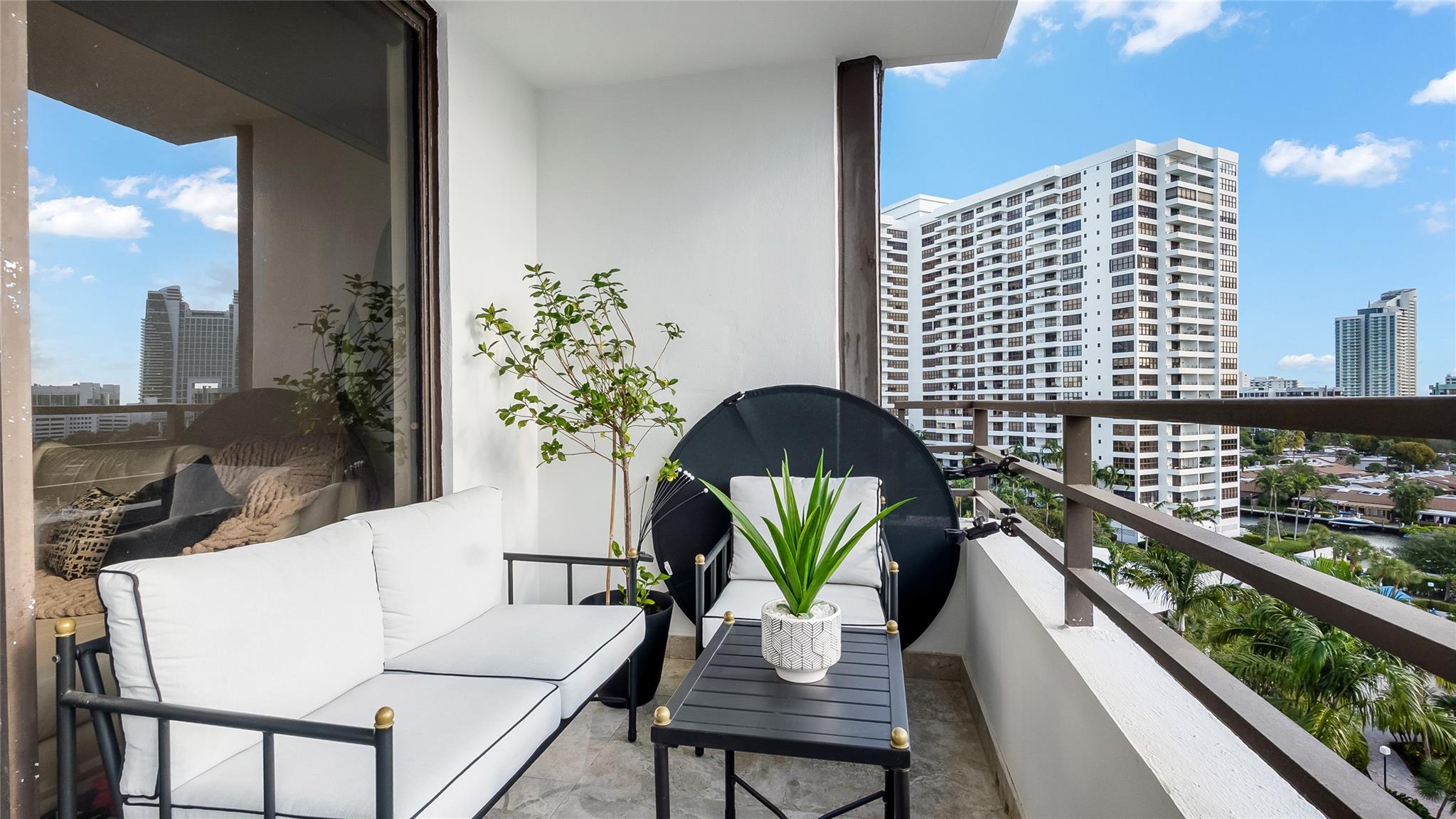 THE OLYMPUS CONDO PHASE A - Residential